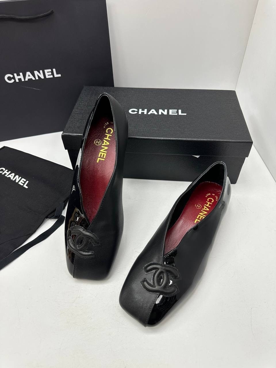 лоферы chanel,chanel туфли,,лоферы из лакированной кожи,лоферы шанель