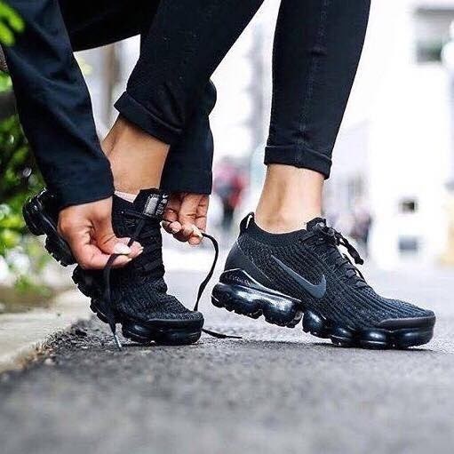 nike vapormax flyknit,nike air vapormax flyknit 3,nike vapormax triple black,vapormax nike,nike air vapormax