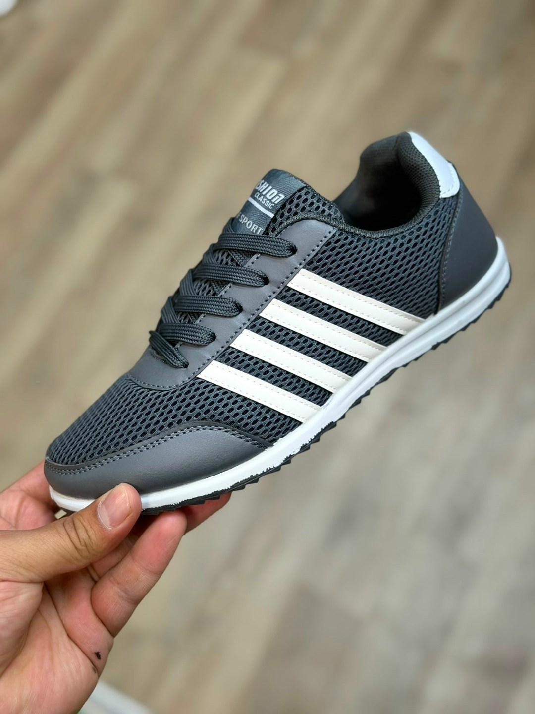 ,кроссовки adidas,московский адидас кроссовки,кроссовки адидас мужские,кроссовки адидас