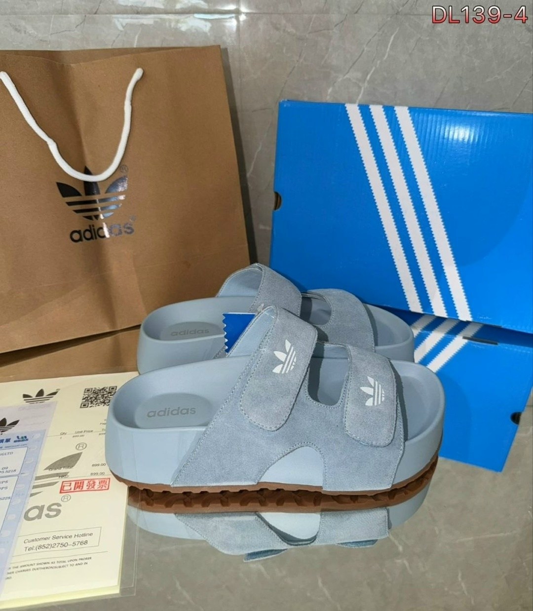 женские шлепанцы adidas,сандалии adidas,шлепанцы женские adidas adilette,сандалии adidas adilette sandal,шлепанцы adidas