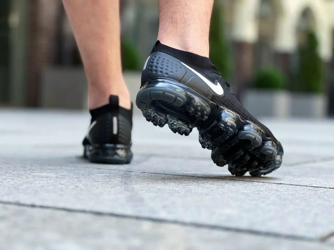 nike vapormax flyknit,nike air vapormax flyknit 3,nike vapormax triple black,vapormax nike,nike air vapormax