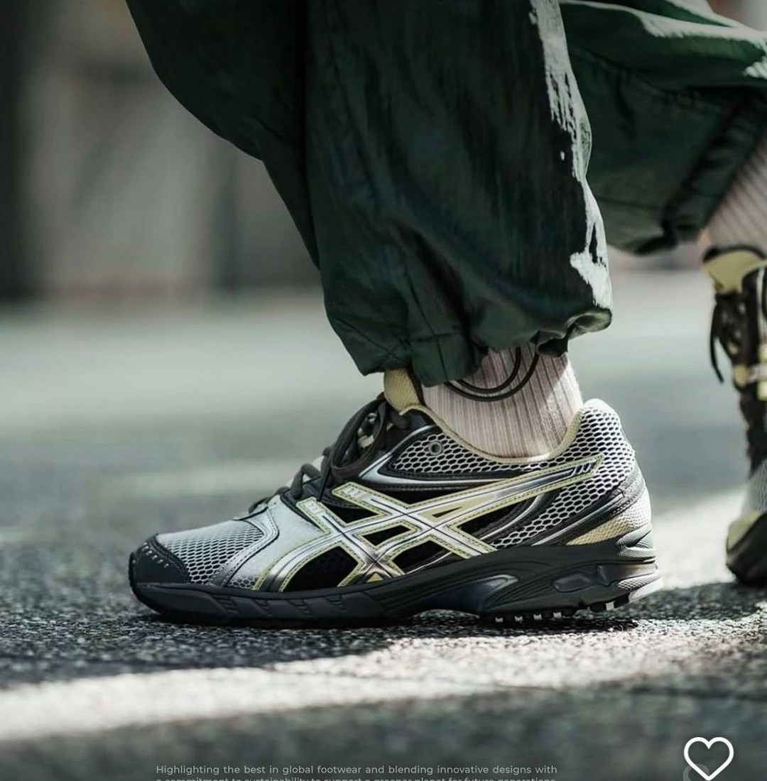 кроссовки asics,asics gel,асикс кроссовки,кроссовки для бега,кроссовки asics gel