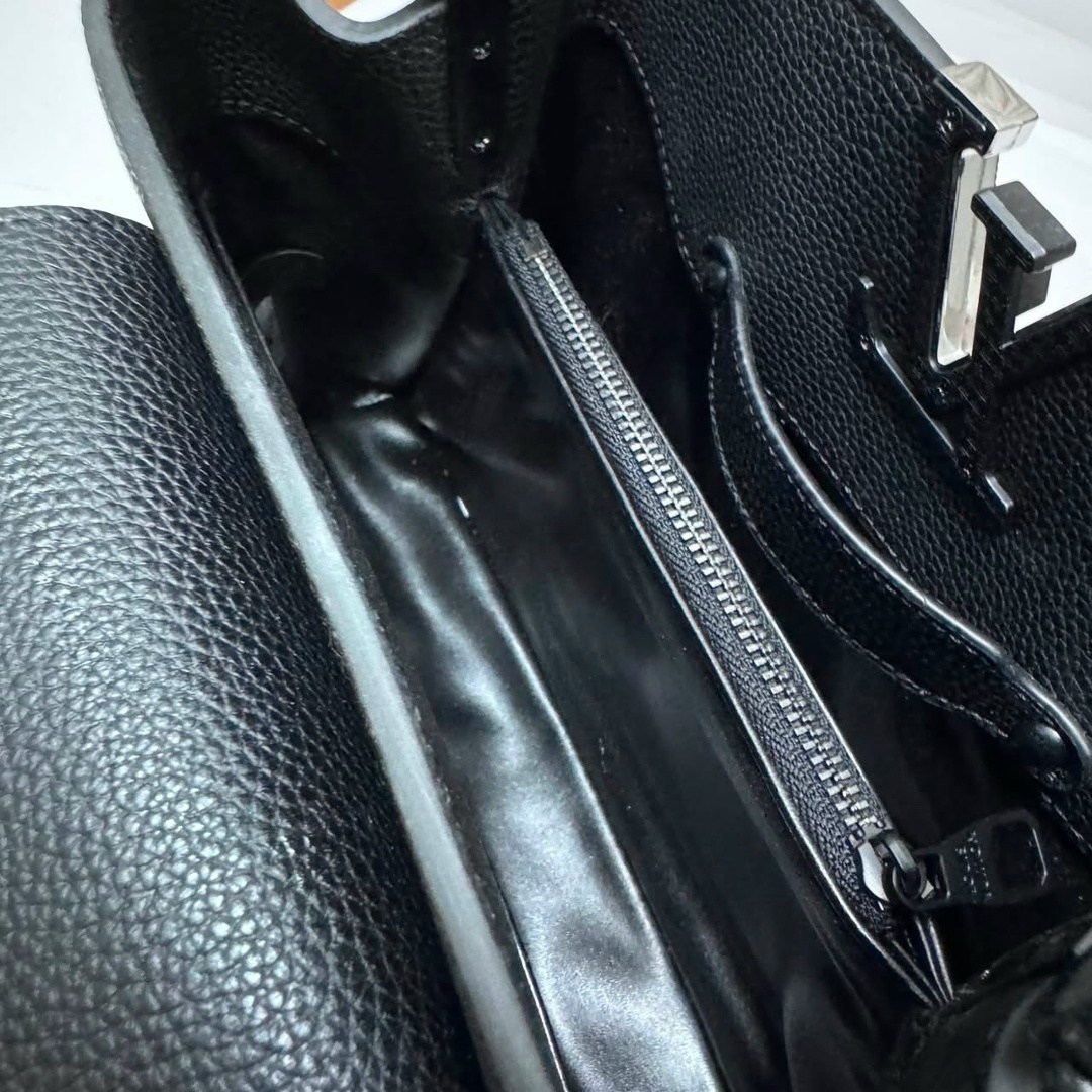 сумка женская louis vuitton,сумка louis vuitton,louis vuitton capucines,сумка женская брендовая,кожаная сумка louis vuitton capucines bb черная