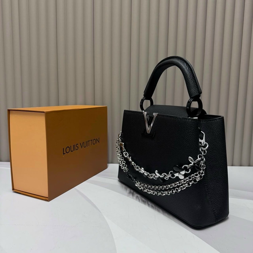 сумка женская louis vuitton,сумка louis vuitton,louis vuitton capucines,сумка женская брендовая,кожаная сумка louis vuitton capucines bb черная