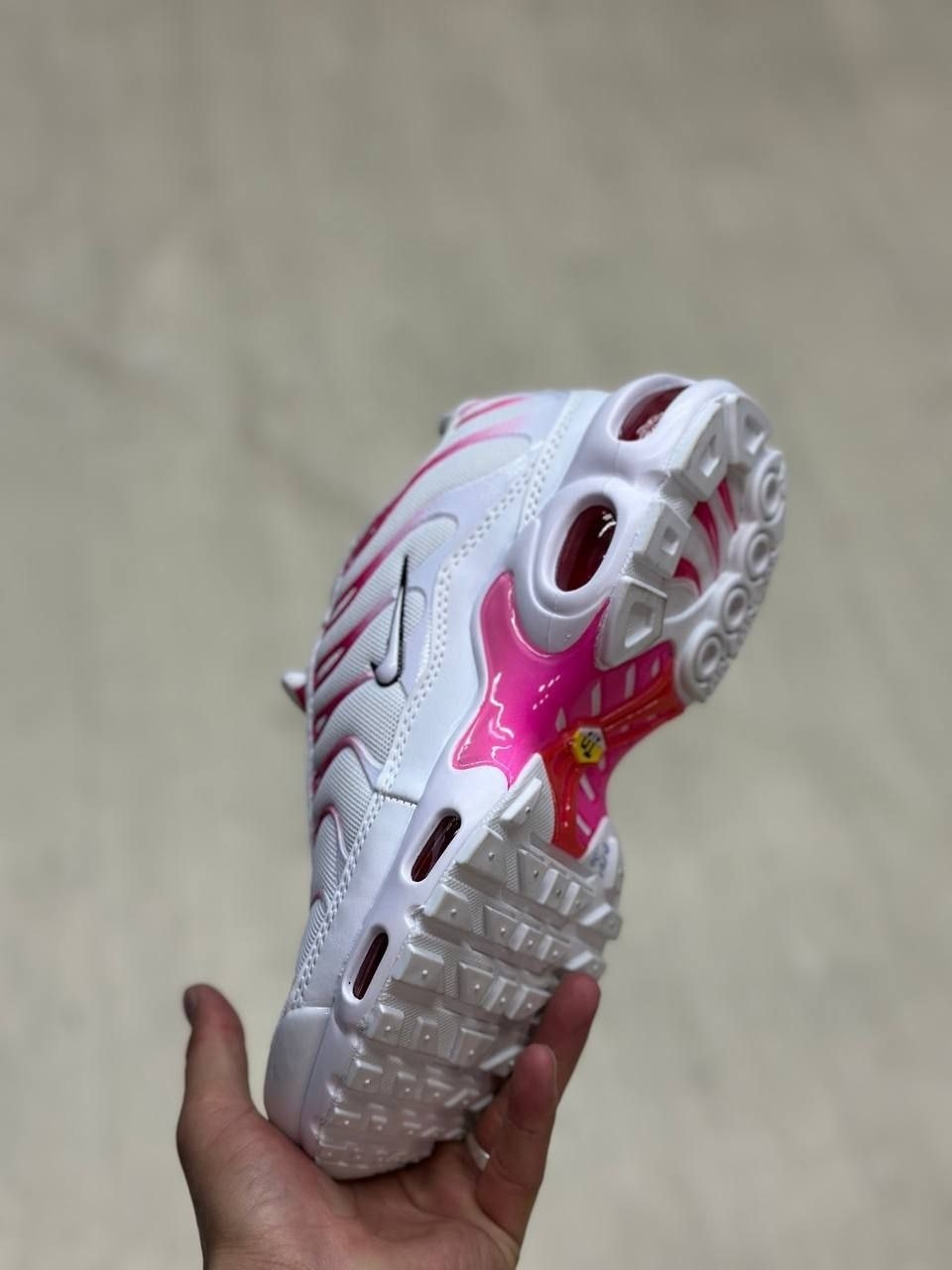 кроссовки летние спортивные nike air max tn plus,nike air max plus tn,nike tn pink,кроссовки,nike air max plus tn white
