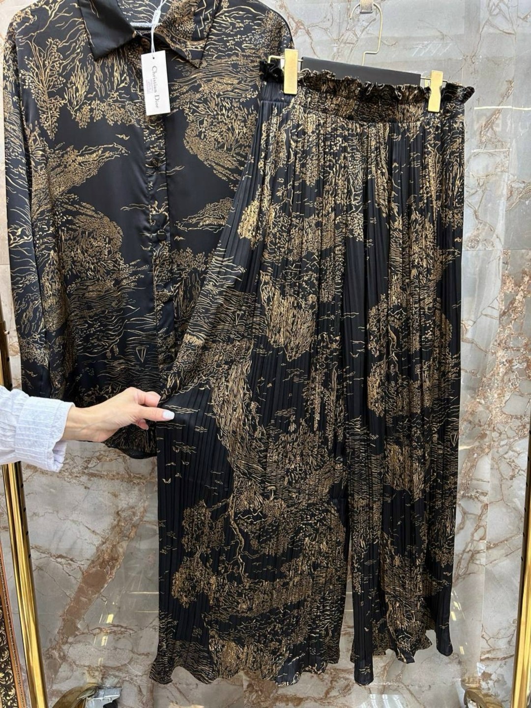 элегантные костюмы,костюм женский,пижамные костюмы,стильные женские костюмы,шелковый костюм