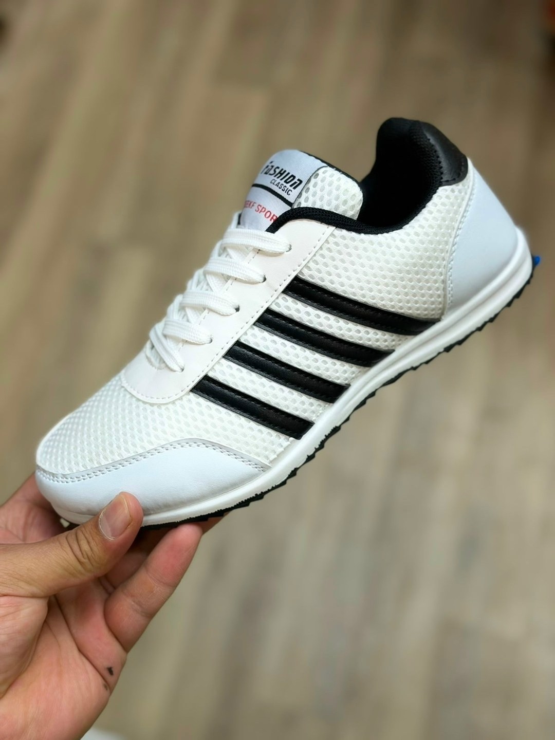 ,кроссовки adidas,московский адидас кроссовки,кроссовки адидас мужские,кроссовки адидас