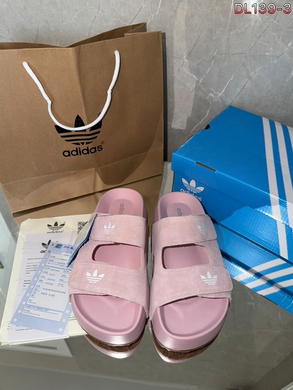 женские шлепанцы adidas,сандалии adidas,шлепанцы женские adidas adilette,сандалии adidas adilette sandal,шлепанцы adidas