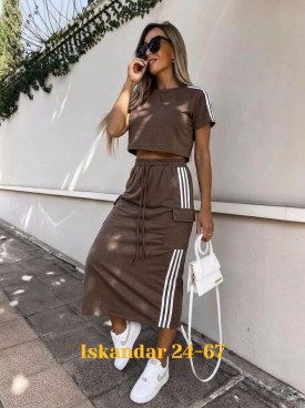 Костюм