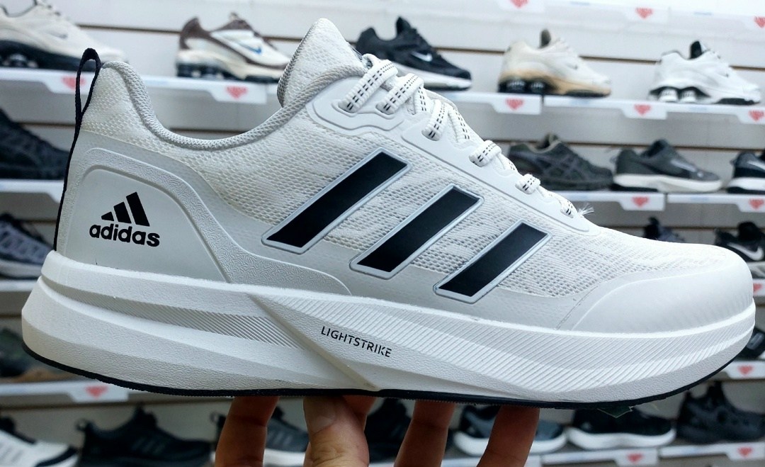 кроссовки мужские adidas,кроссовки adidas,мужские кроссовки adidas ozelia,кроссовки adidas adidas,оригинальные кроссовки adidas