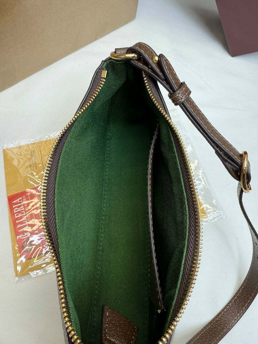 сумка gucci,женская сумка gucci,сумка гуччи,сумка gucci оригинал,сумка гуччи через плечо