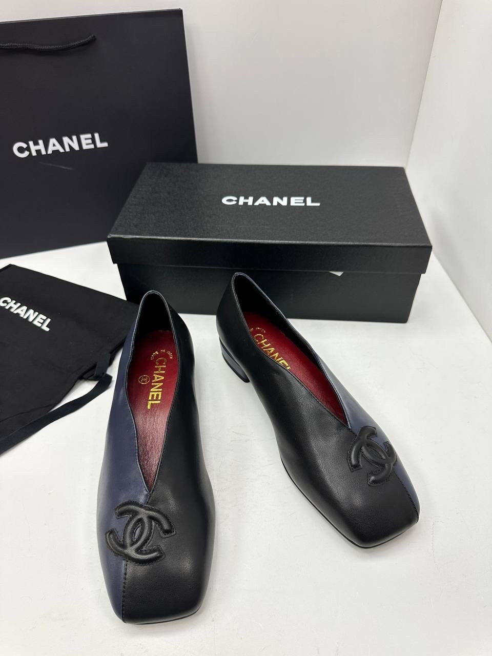 лоферы chanel,chanel туфли,,лоферы из лакированной кожи,лоферы шанель