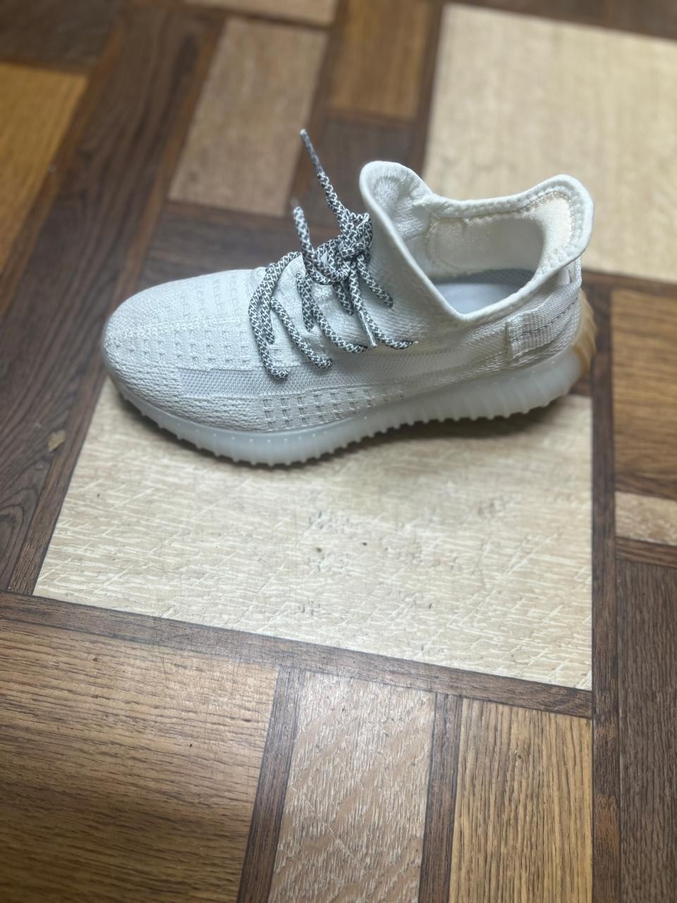 кроссовки,кроссовки adidas yeezy boost 350,yeezy boost 350 зеленые,,кроссовки yeezy
