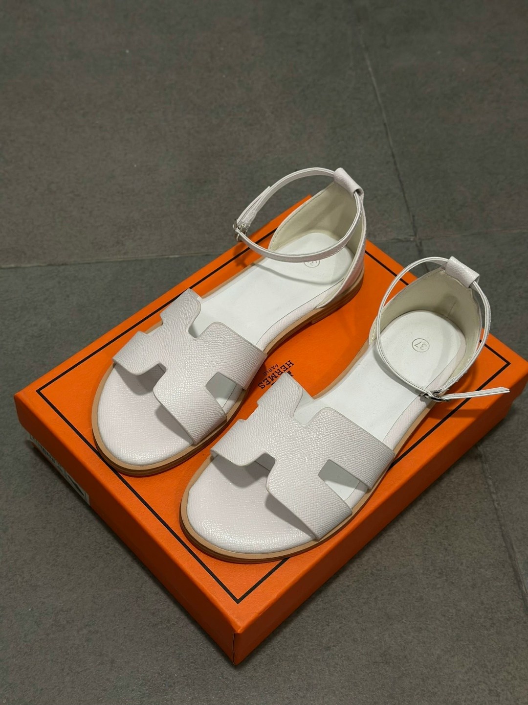 босоножки hermes,босоножки женские hermes,сандалии hermes,босоножки гермес гермес,босоножки гермес