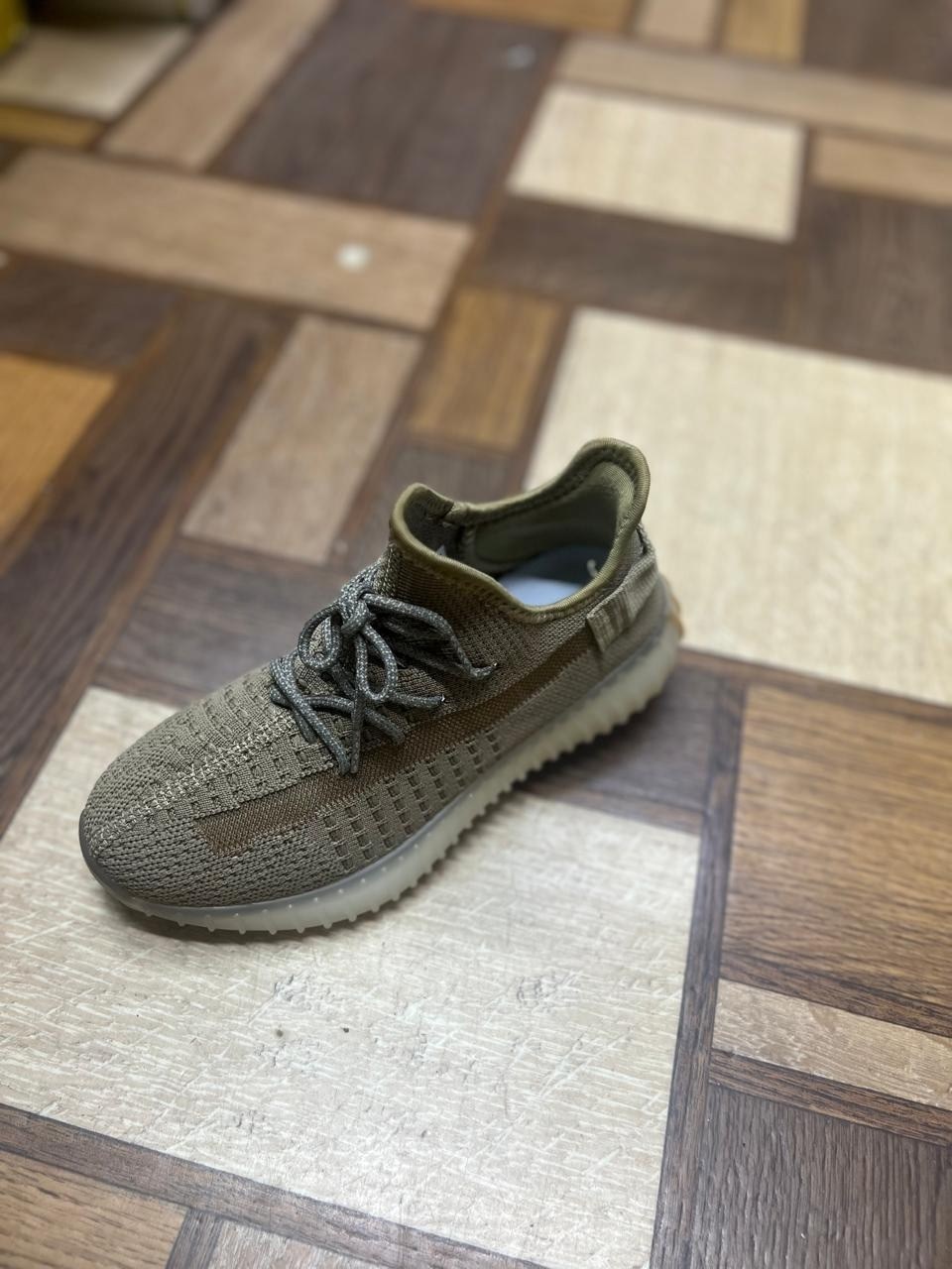 кроссовки,кроссовки adidas yeezy boost 350,yeezy boost 350 зеленые,,кроссовки yeezy