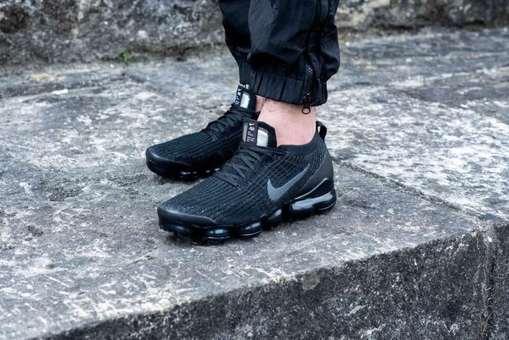 nike air vapormax flyknit 3,nike vapormax flyknit,nike vapormax flyknit black,nike air vapormax,nike vapormax triple black