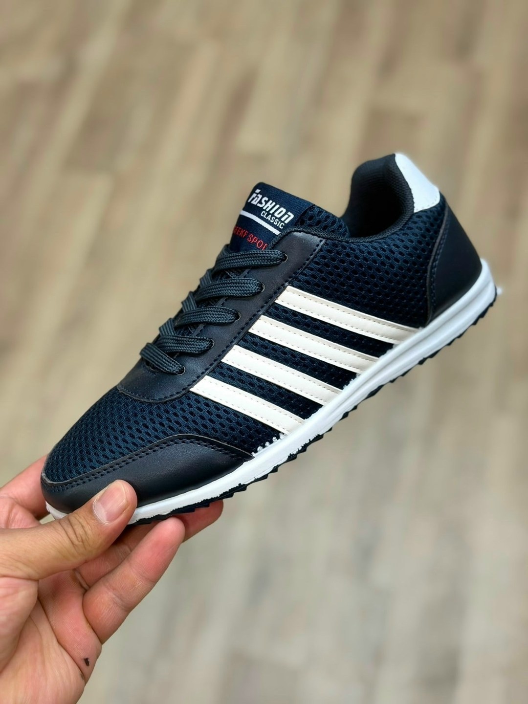 ,кроссовки adidas,московский адидас кроссовки,кроссовки адидас мужские,кроссовки адидас