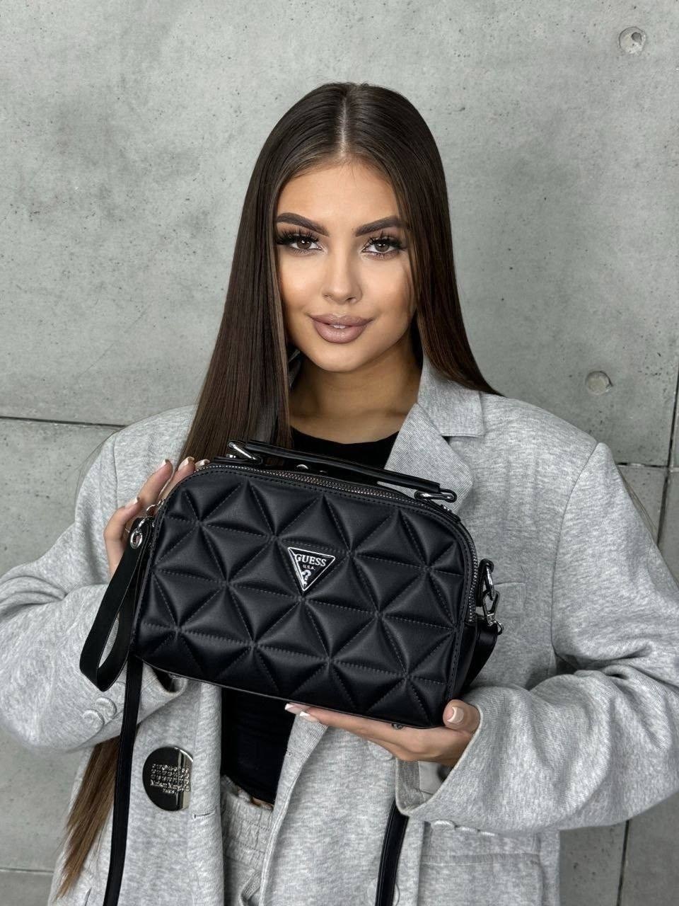 сумки guess через плечо кросс боди,сумка guess,женская стильная сумка,стильная женская сумка на плечо,сумка гесс кросс боди