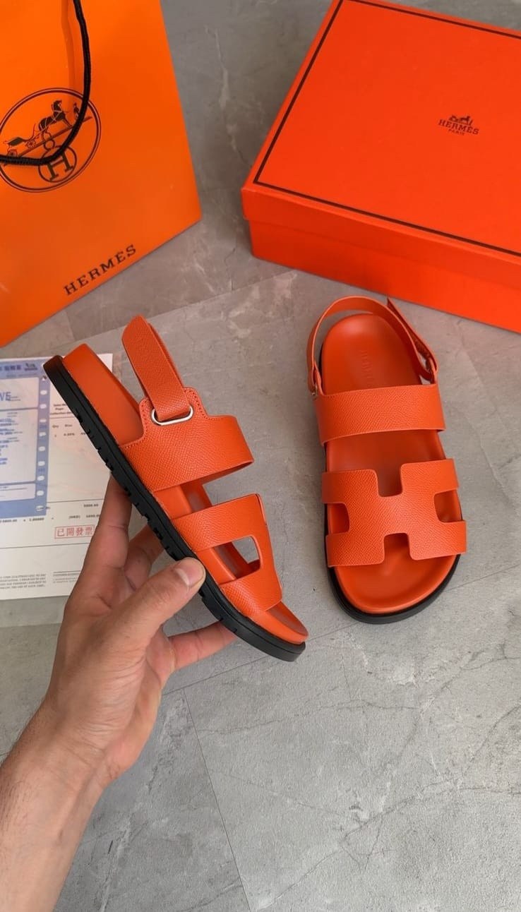 шлепанцы hermes оранжевые,hermes босоножки,hermes шлепанцы,сандалии hermes,шлепки hermes женские