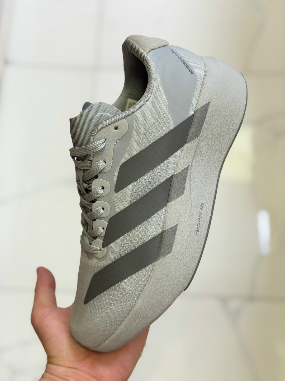 кроссовки adidas,кроссовки мужские adidas,кроссовки,спортивная ,кроссовки адидас
