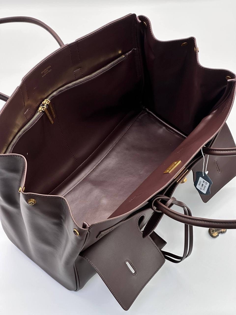 сумка balenciaga,сумка,женская сумка balenciaga,модная сумка,сумки женская