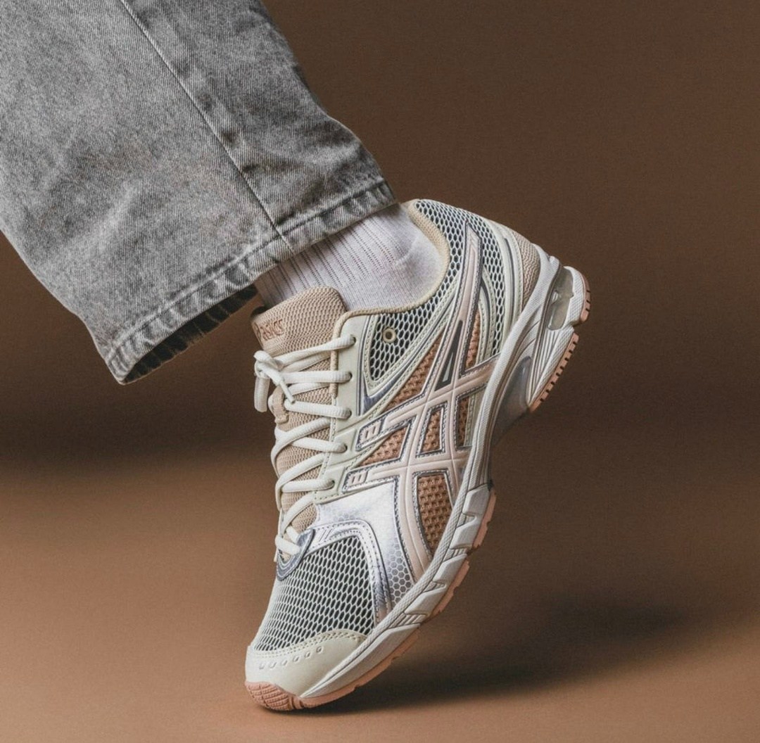 кроссовки asics,asics gel,асикс кроссовки,кроссовки для бега,кроссовки asics gel