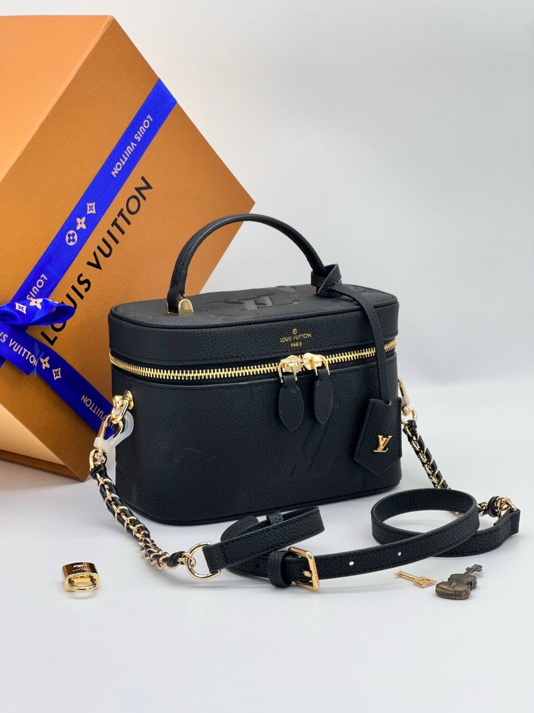 cумка louis vuitton,сумка луи виттон,сумочка луи виттон,сумка луи виттон vanity,louis vuitton женская сумка
