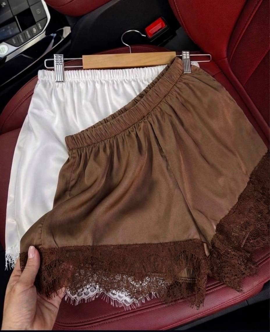 короткий пижамный комплект intimissimi,атласные шорты,шорты с кружевом,женские шорты,юбка с кружевами