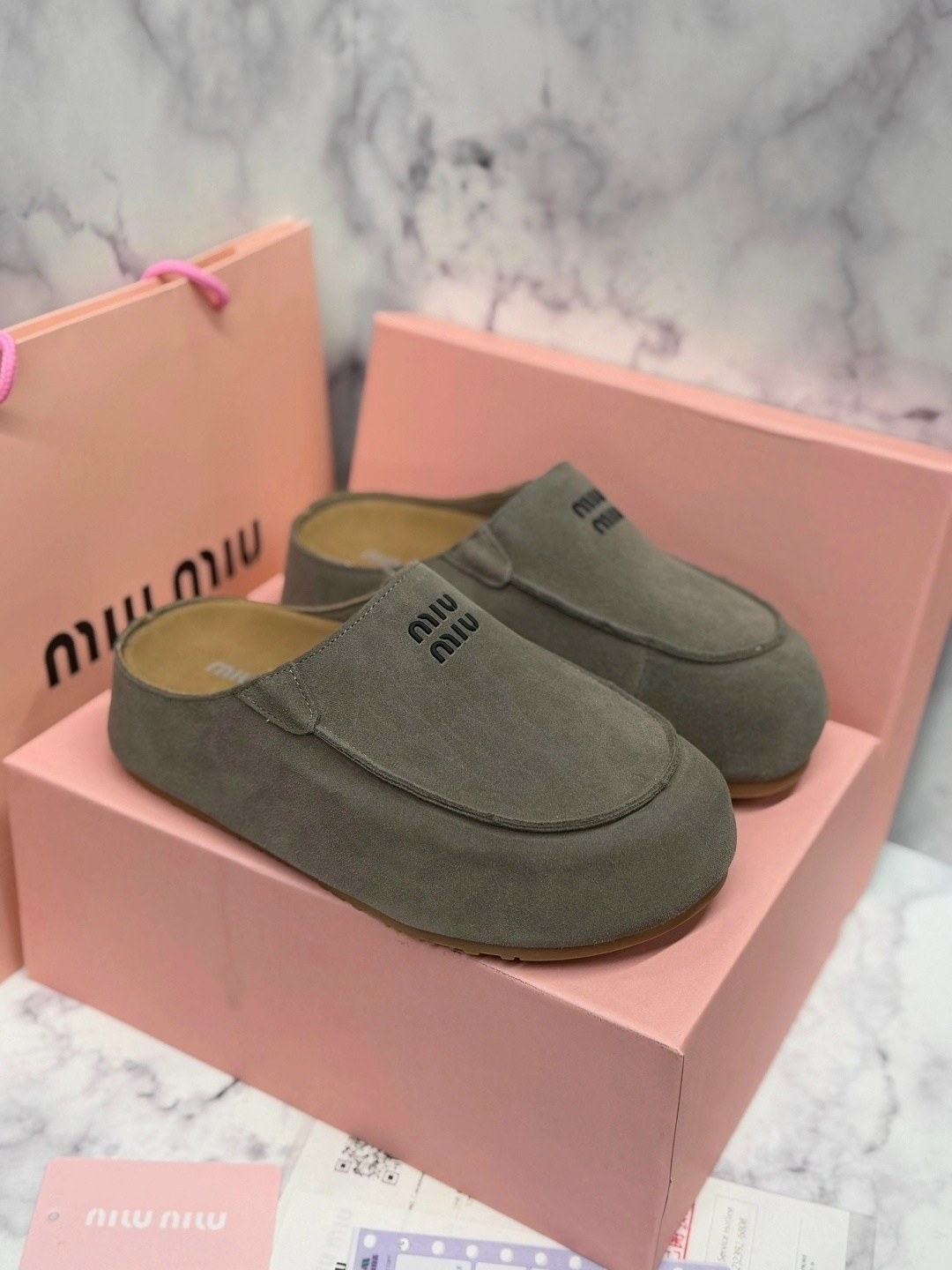 мюли miu miu,, miu miu,мюли замшевые,тапочки miu miu