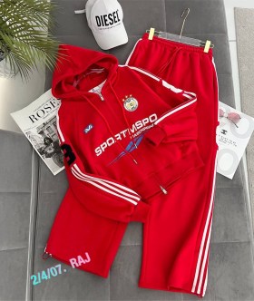 Костюм