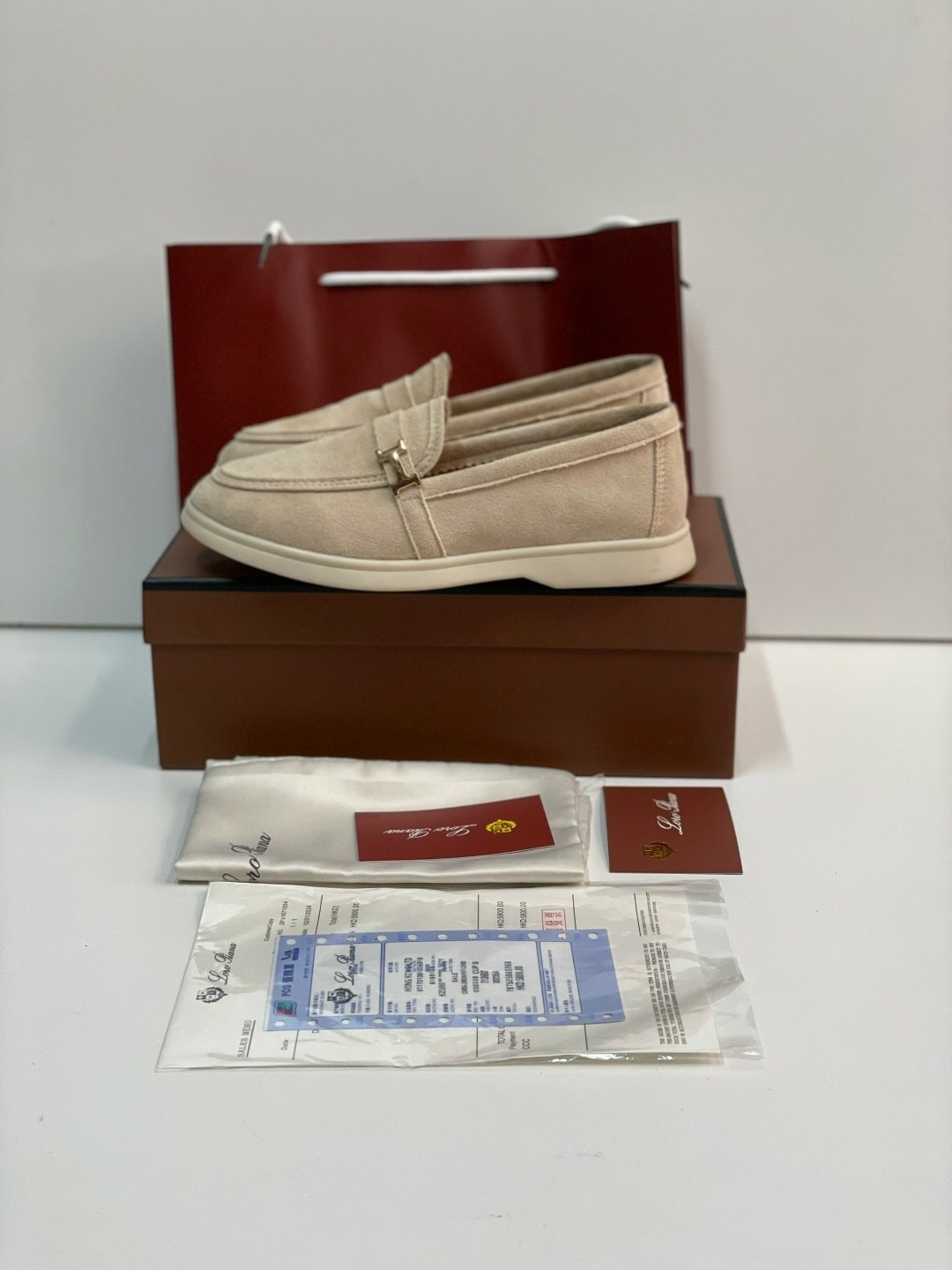 лоферы loro piana,,лоферы женские loro piana,лоферы из натуральной замши loro piana premium shoes,loro piana лоферы женские замшевые