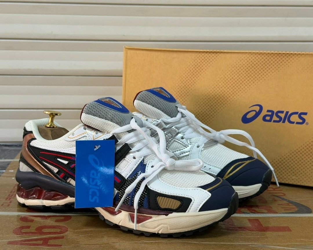 кроссовки asics,кроссовки асикс,кроссовки,кроссовки asics gel,российские кроссовки