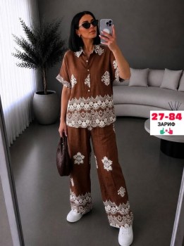Костюм
