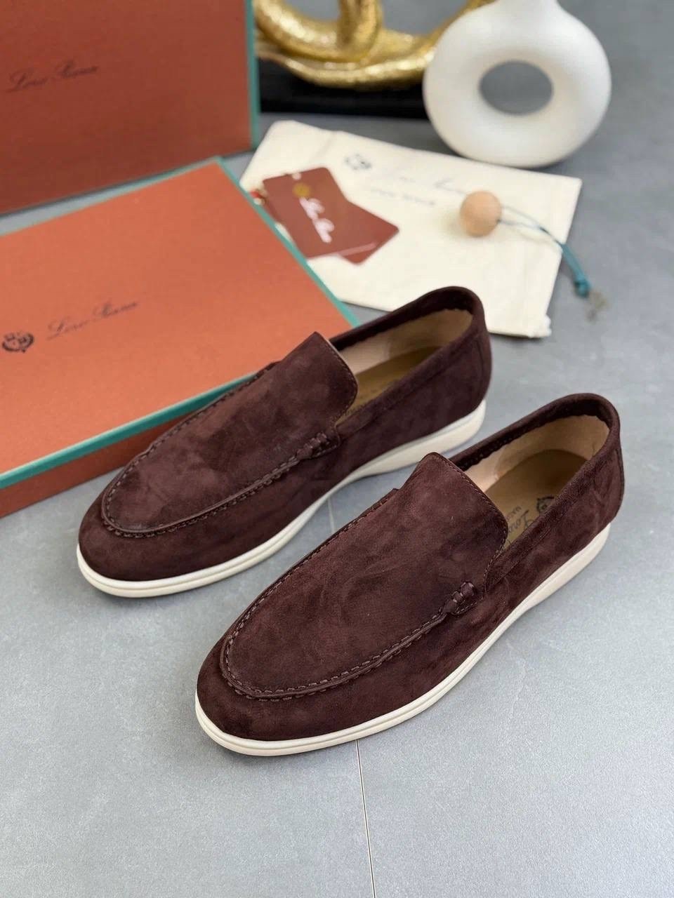 лоферы мужские loro piana,лоферы loro piana summer walk замшевые коричневые,мокасины loro piana summer walk коричневые,лоферы из натуральной замши loro piana,