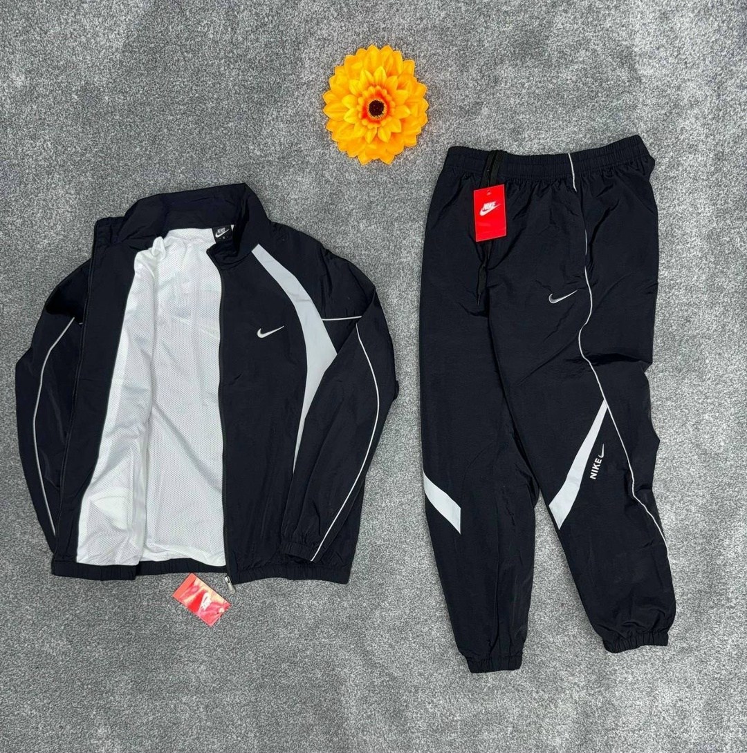 спортивный костюм nike,спортивный костюм мужской nike,спортивный костюм плащевка nike,мужской спортивный костюм,спортивный костюм для мужчин