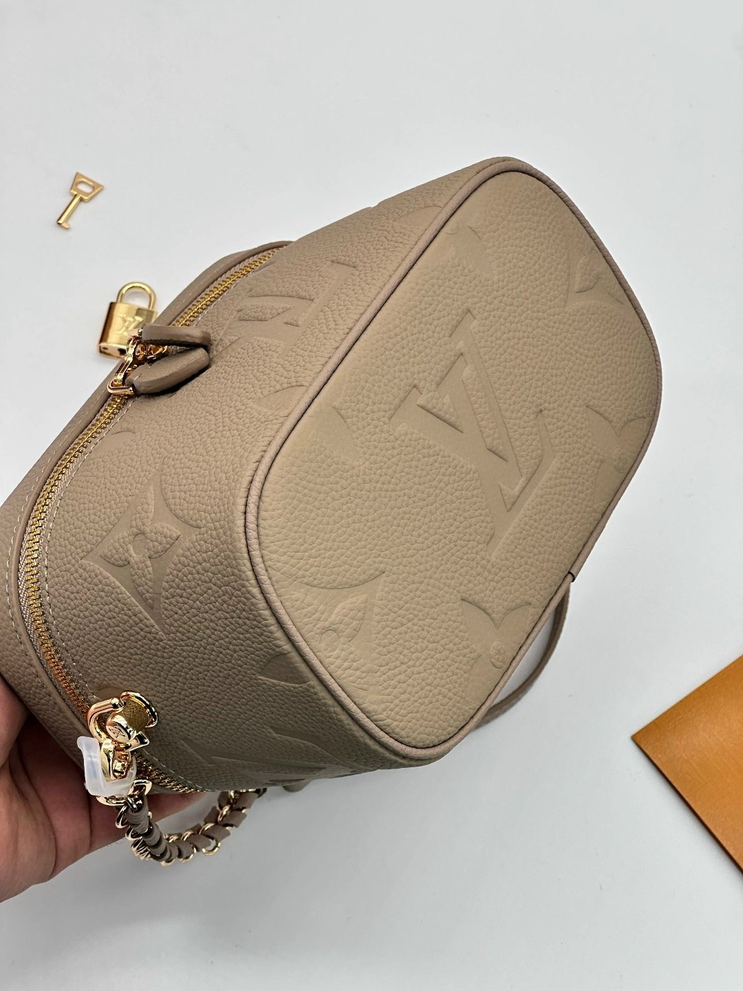 сумка луи виттон vanity,louis vuitton женская сумка,сумка на плечо louis vuitton,сумочка луи виттон,сумки луи виттон