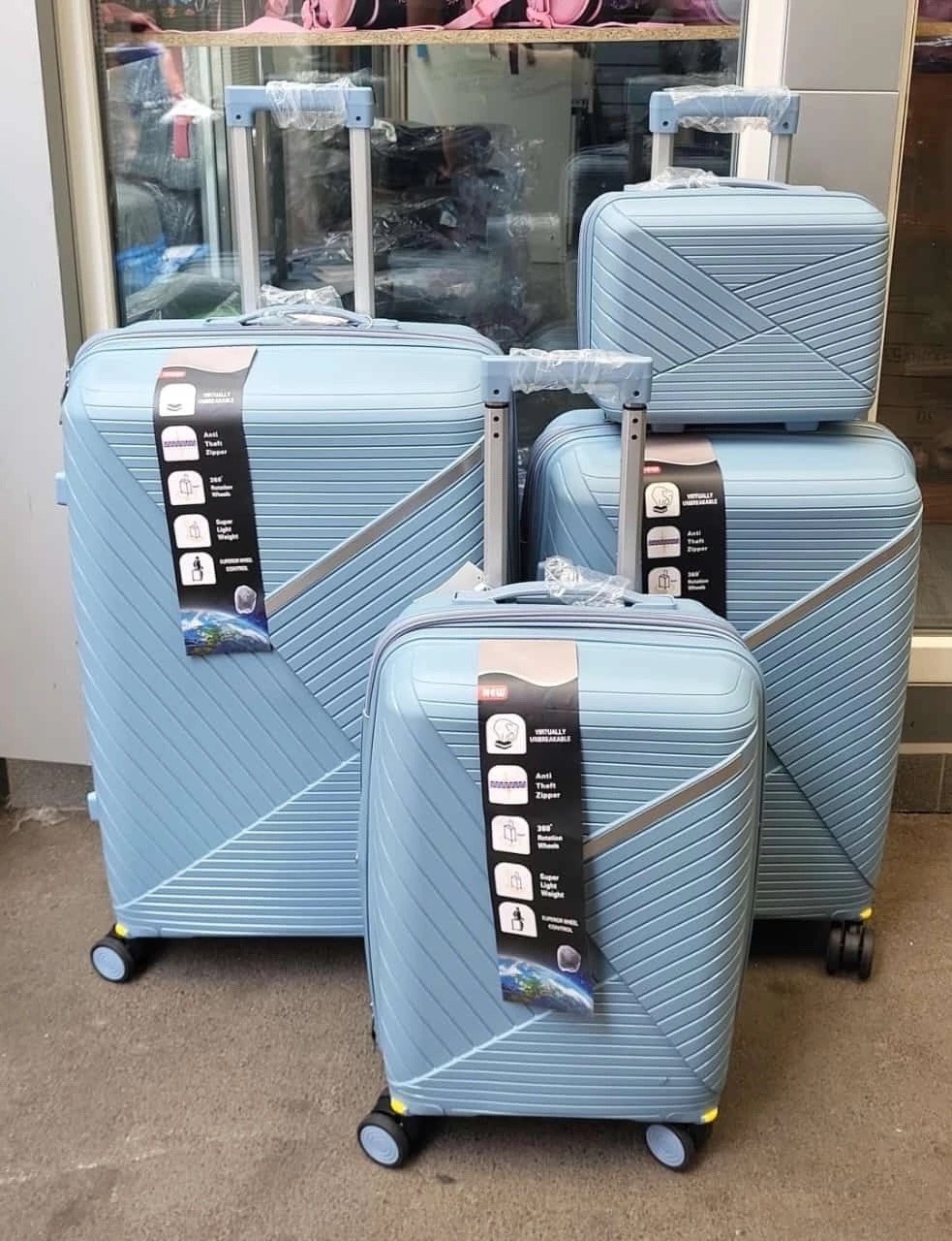 чемодан,желтый чемодан,чемодан женский,чемодан средний,чемодан american tourister soundbox golden yellow - 67 cm