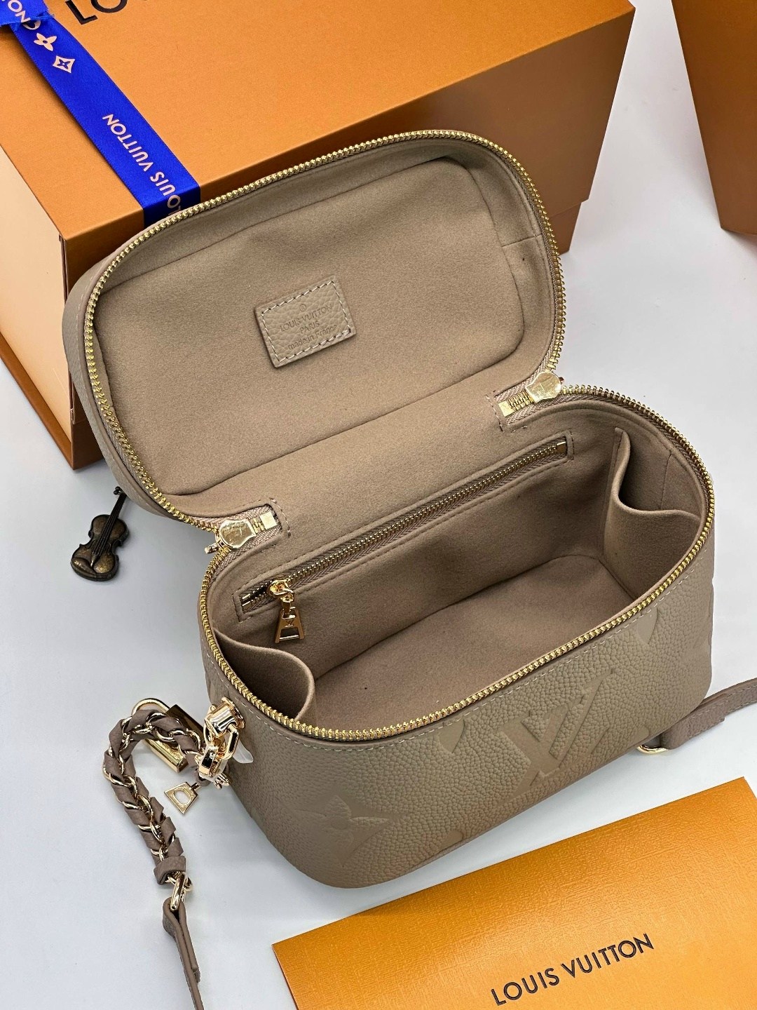 сумка луи виттон vanity,louis vuitton женская сумка,сумка на плечо louis vuitton,сумочка луи виттон,сумки луи виттон
