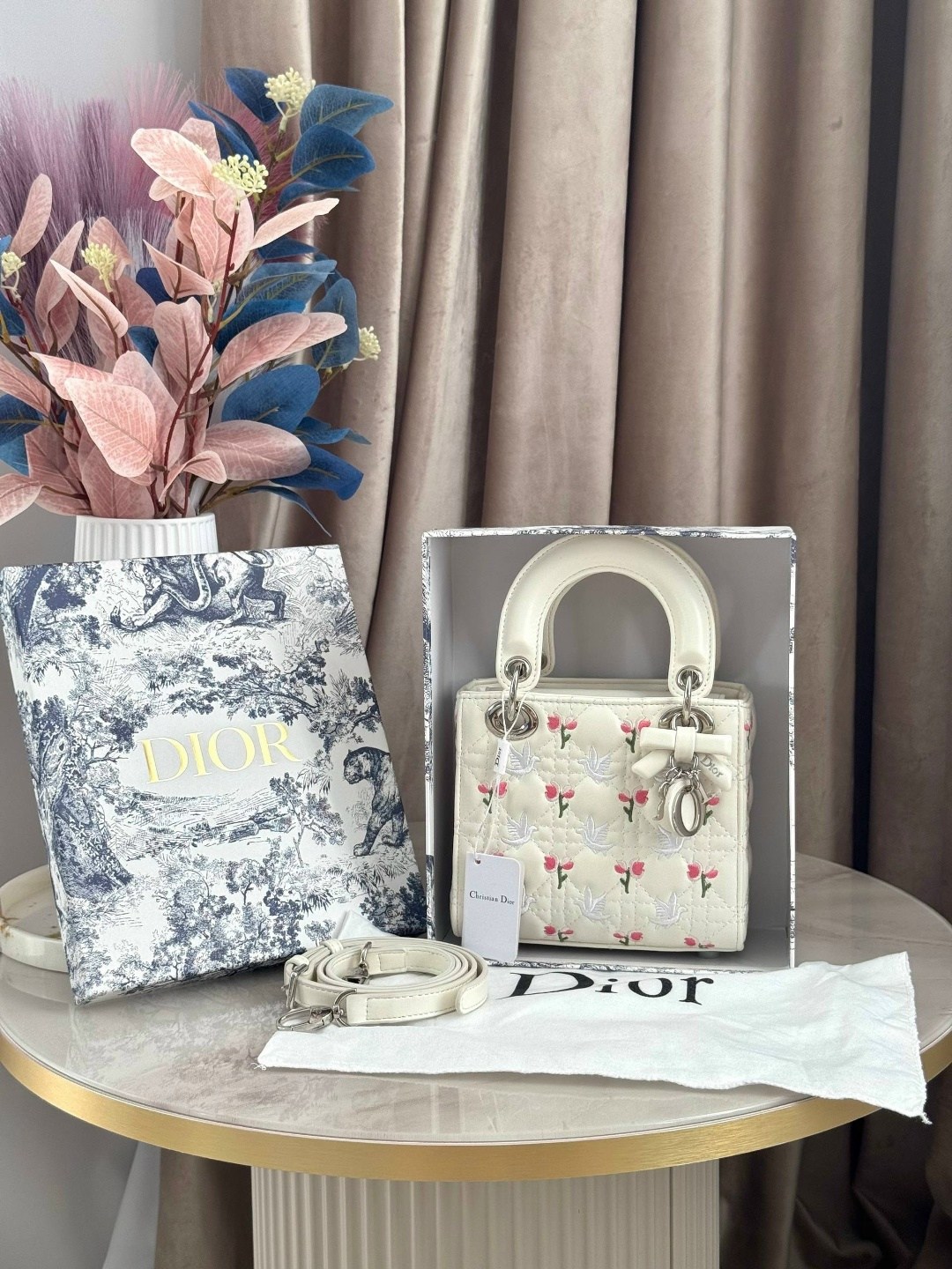 сумка dior,dior bag,женская сумка dior с одним плечом,сумочка в стиле dior,сумка диор