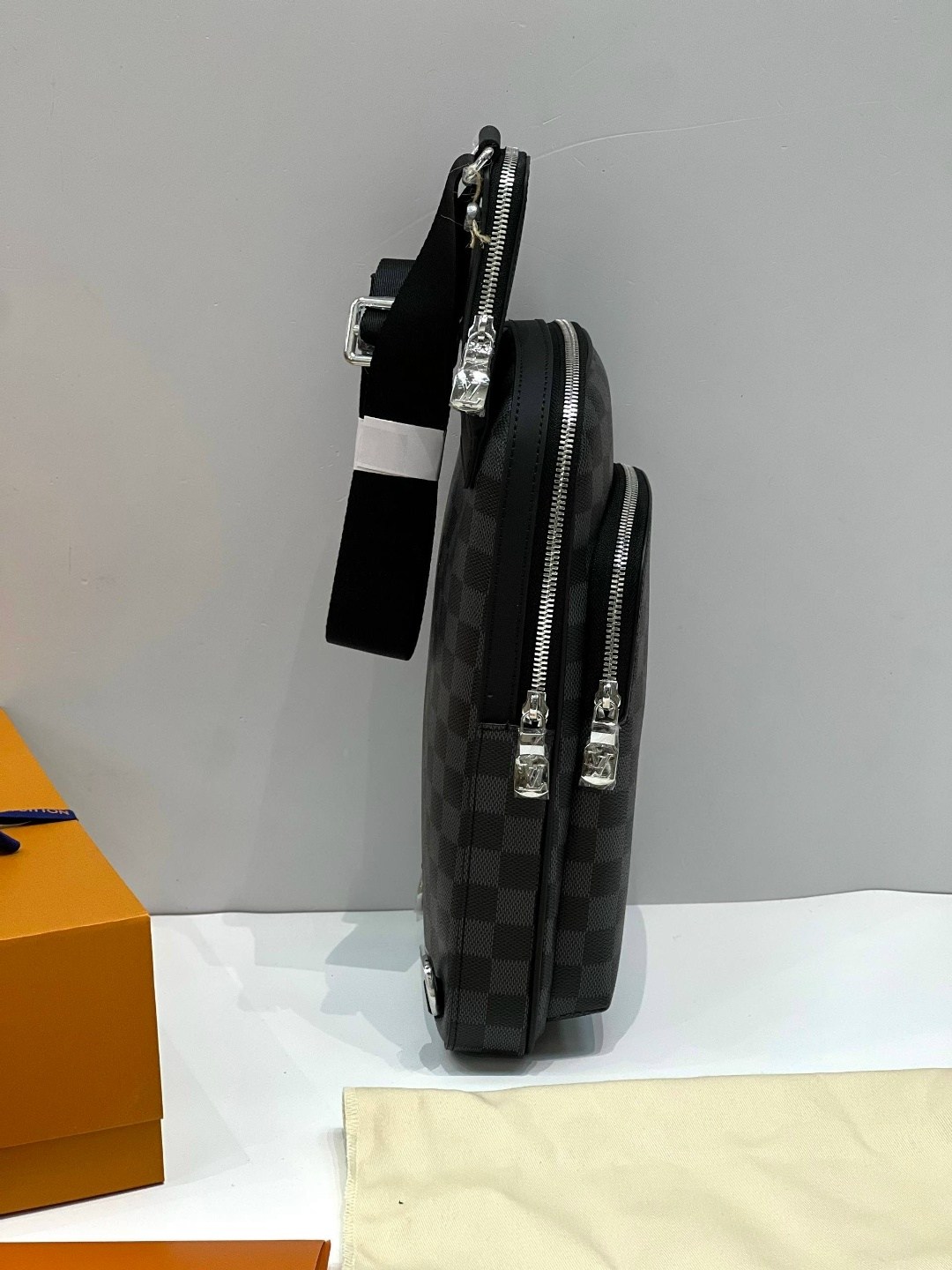 сумка мужская louis vuitton,сумка через плечо louis vuitton,сумка louis vuitton avenue sling,сумка louis vuitton,louis vuitton avenue sling bag
