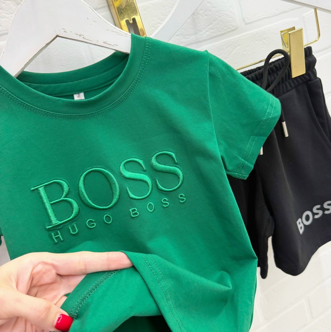 футболка boss,boss hugo boss,футболка с короткими рукавами и логотипом boss,футболка для мальчиков,hugo boss hugo boss