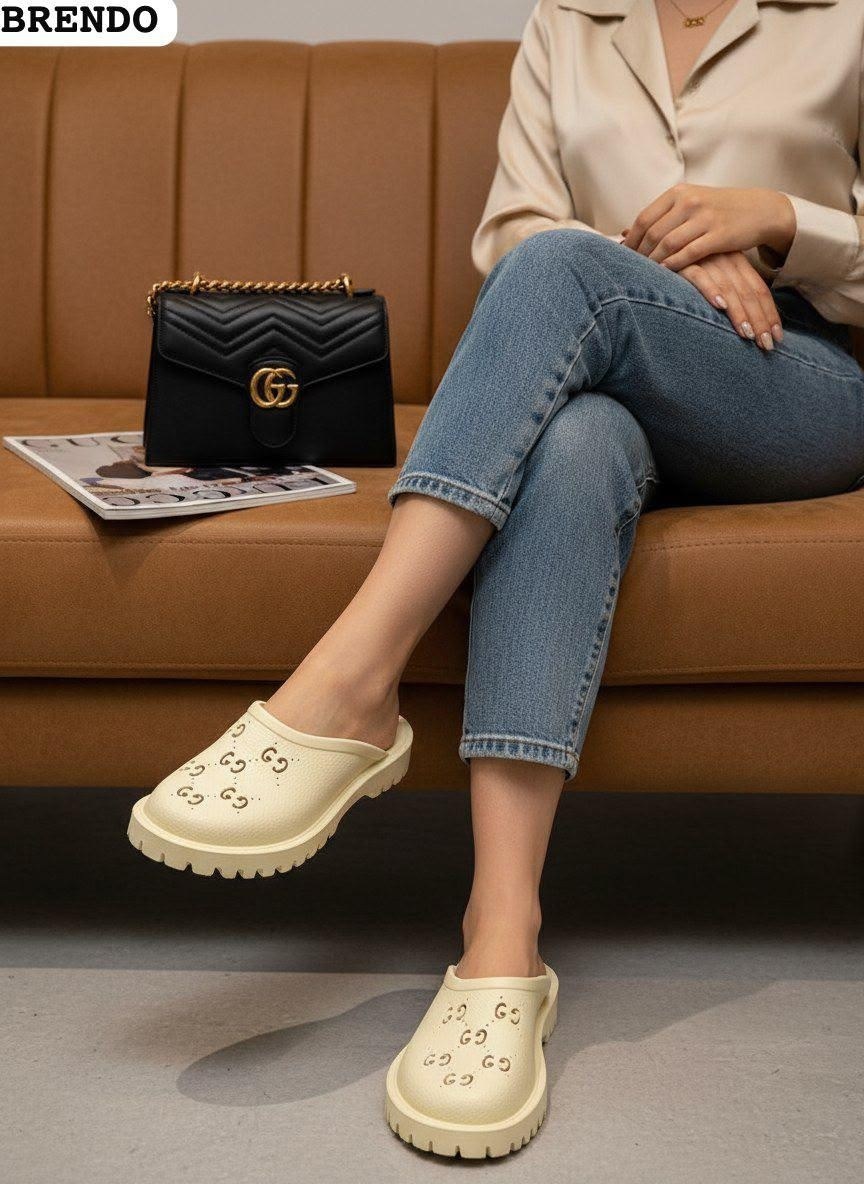 ,шлепки gucci женские белые,шлепанцы женские,модные тапочки,сабо