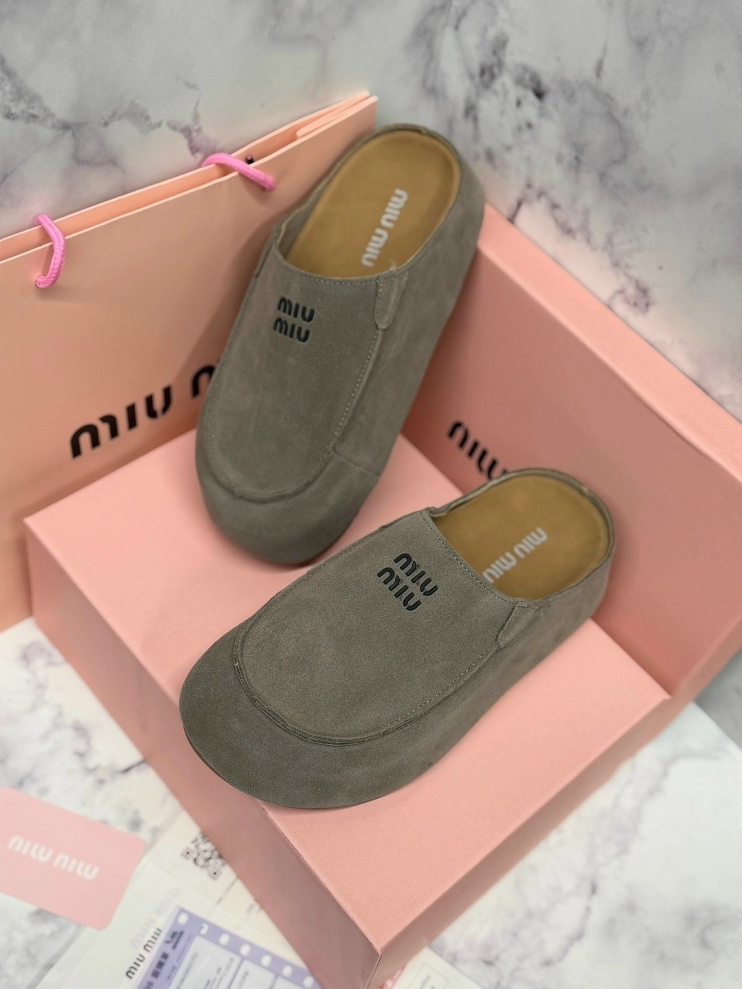 мюли miu miu,, miu miu,мюли замшевые,тапочки miu miu
