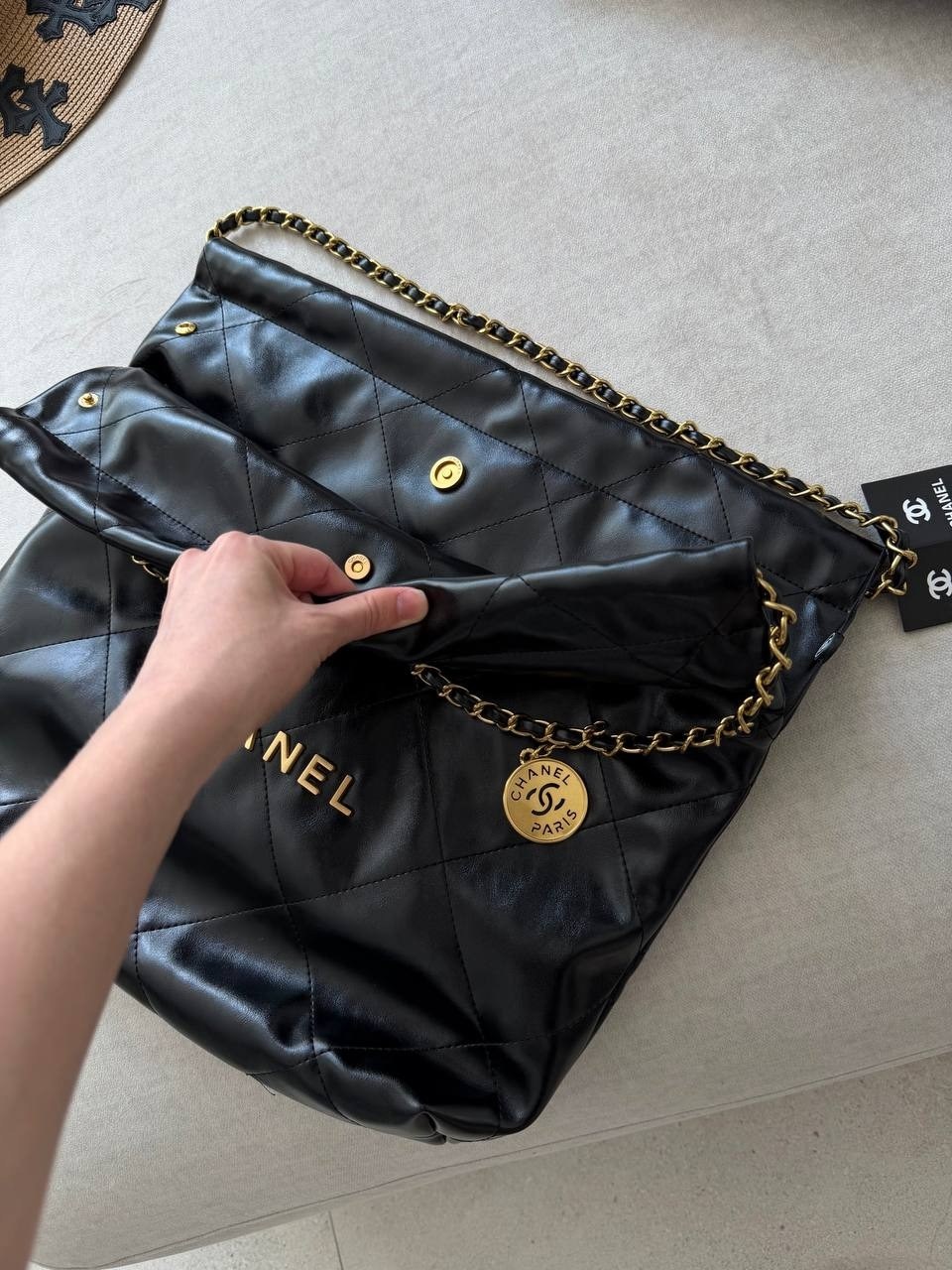 сумка chanel,chanel bag,сумка chanel 22,сумка на плечо chanel,chanel chanel