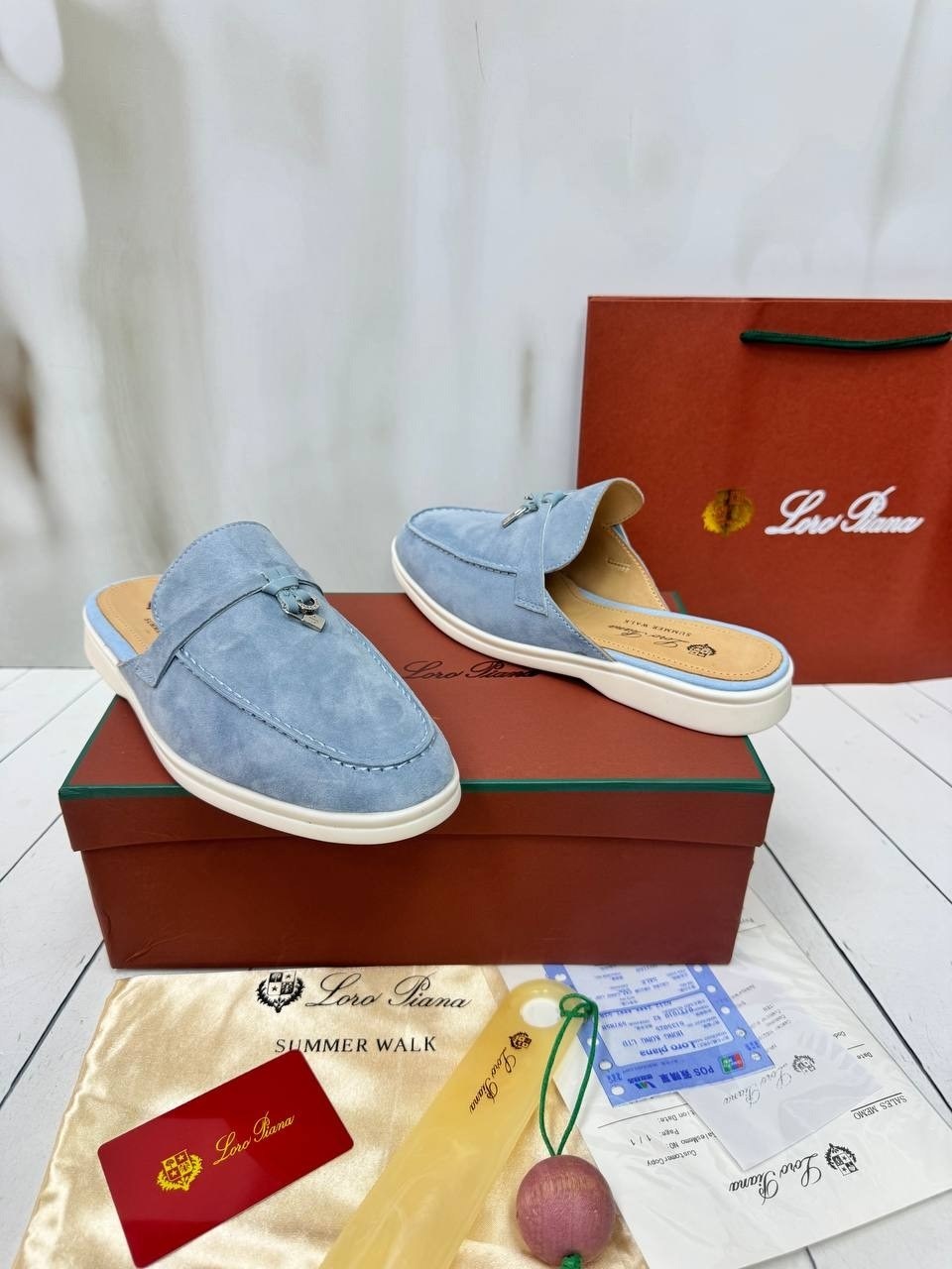 ,женские замшевые мюли loro piana голубые,мюли loro piana,loro piana лоферы, женская