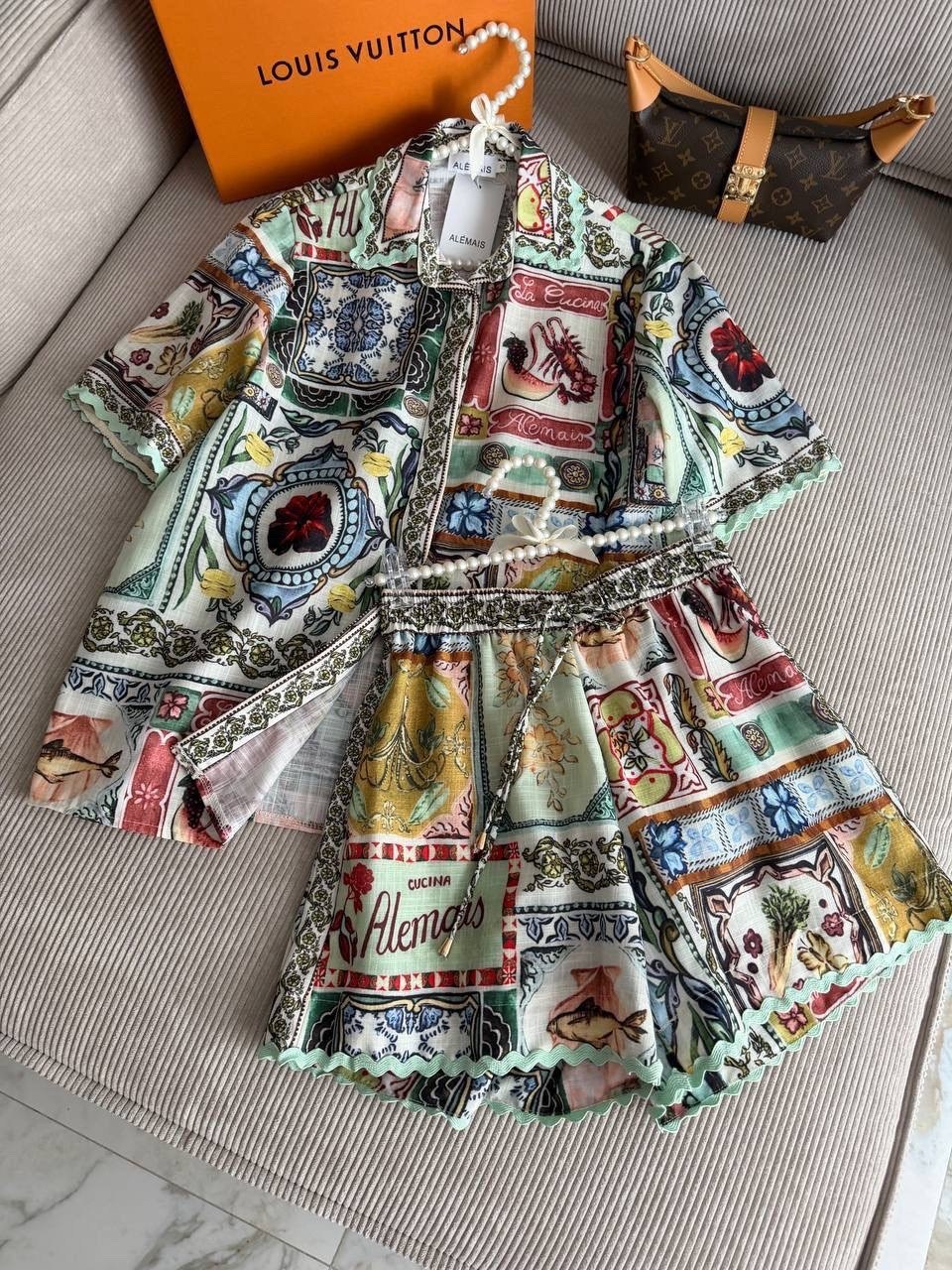 стильные костюмы,летние костюмы,стильный летний костюм,костюм с шортам,женский костюм