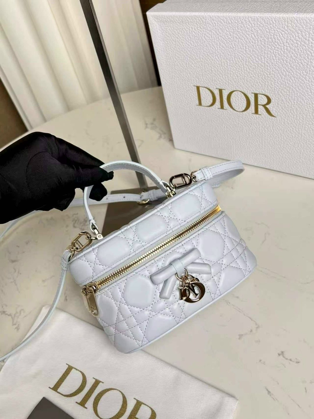сумка dior lady dior shoulder bag handbag,dior сумка,сумка dior женская,dior bag,сумка кристиан диор белая кожа