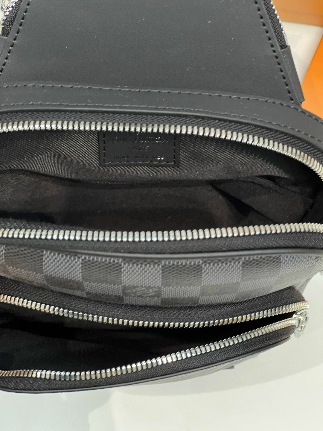 сумка мужская louis vuitton,сумка через плечо louis vuitton,сумка louis vuitton avenue sling,сумка louis vuitton,louis vuitton avenue sling bag