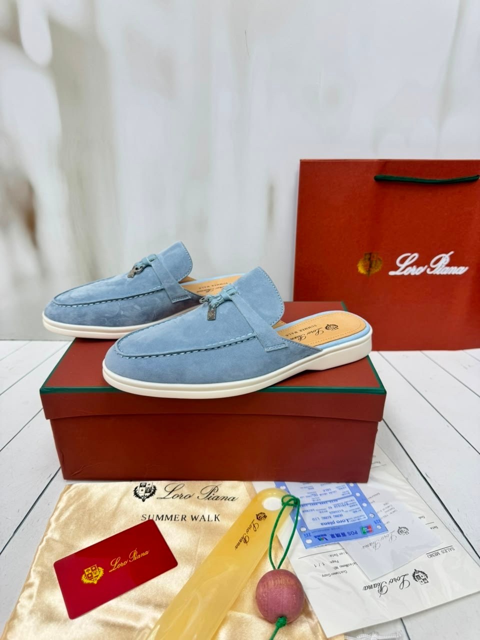 ,мюли loro piana,женские замшевые мюли loro piana голубые,loro piana лоферы,женская