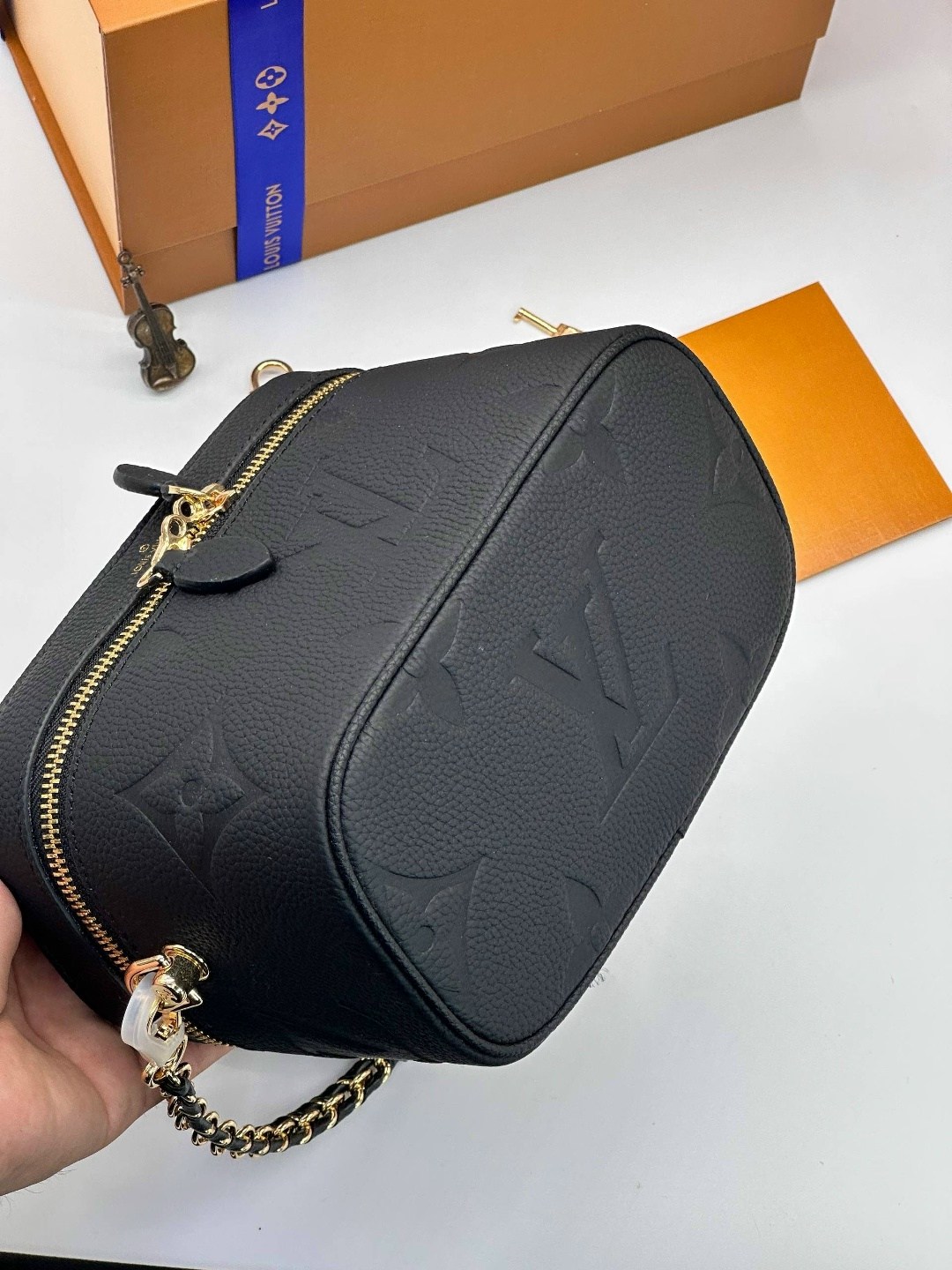 cумка louis vuitton,сумка луи виттон,сумочка луи виттон,сумка луи виттон vanity,louis vuitton женская сумка
